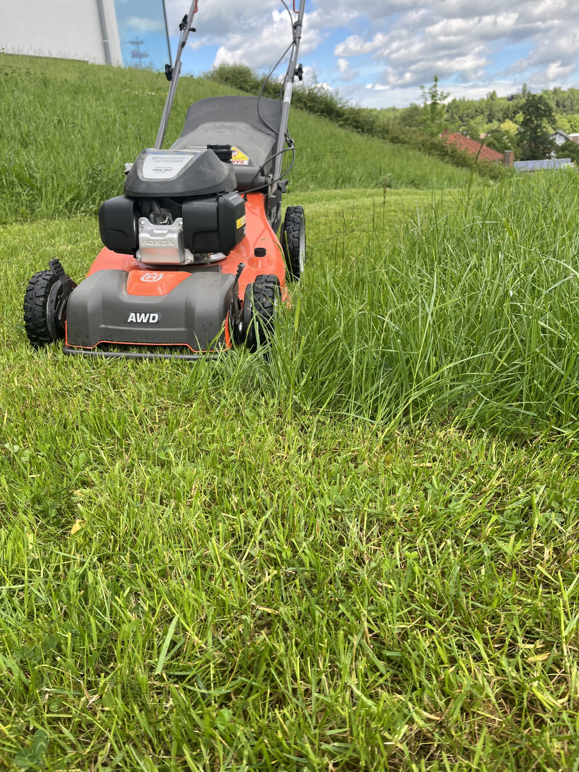 Wald- und Grünraumpflege Lukas Schliefnig aus Meggenhofen im Bezirk Grieskirchen in Oberösterreich