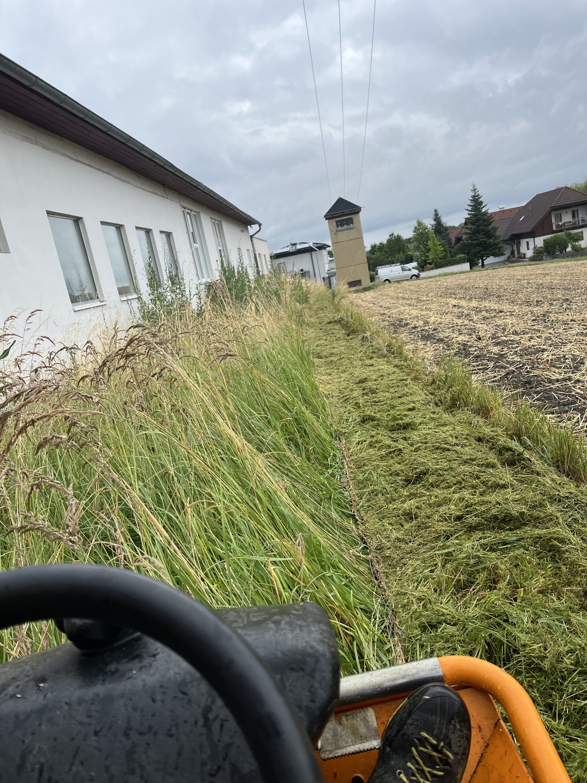 Wald- und Grünraumpflege Lukas Schliefnig aus Meggenhofen im Bezirk Grieskirchen in Oberösterreich